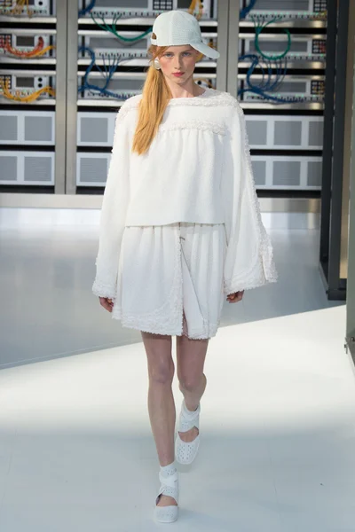 Look 70